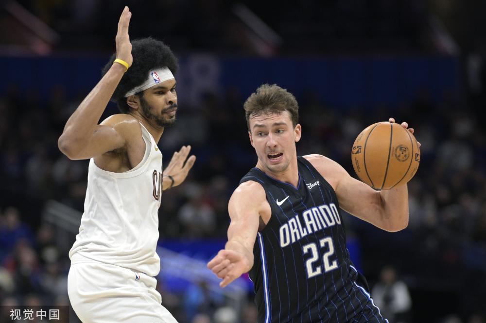 这为泰山队 这为泰山队